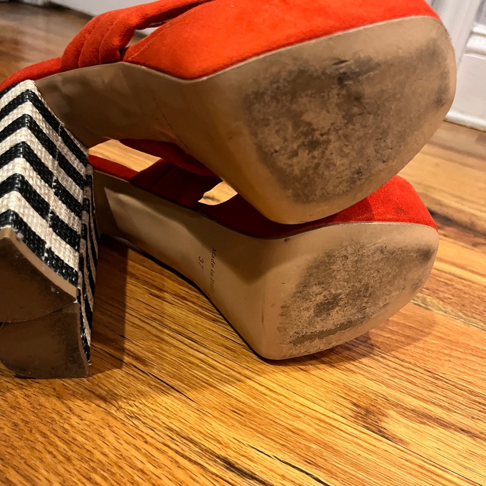 Gently worn sandals by Vera Pellle.